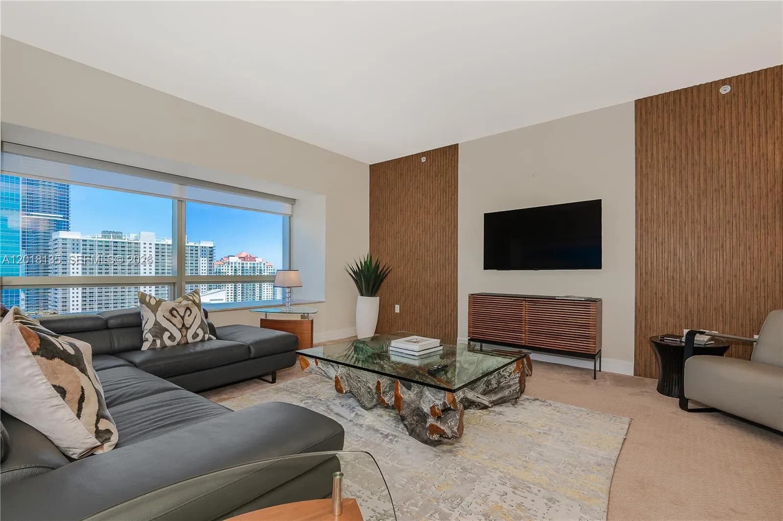 2 bedroom 2 bath for sale at 1435 Brickell Ave # 3012, Miami FL 33131