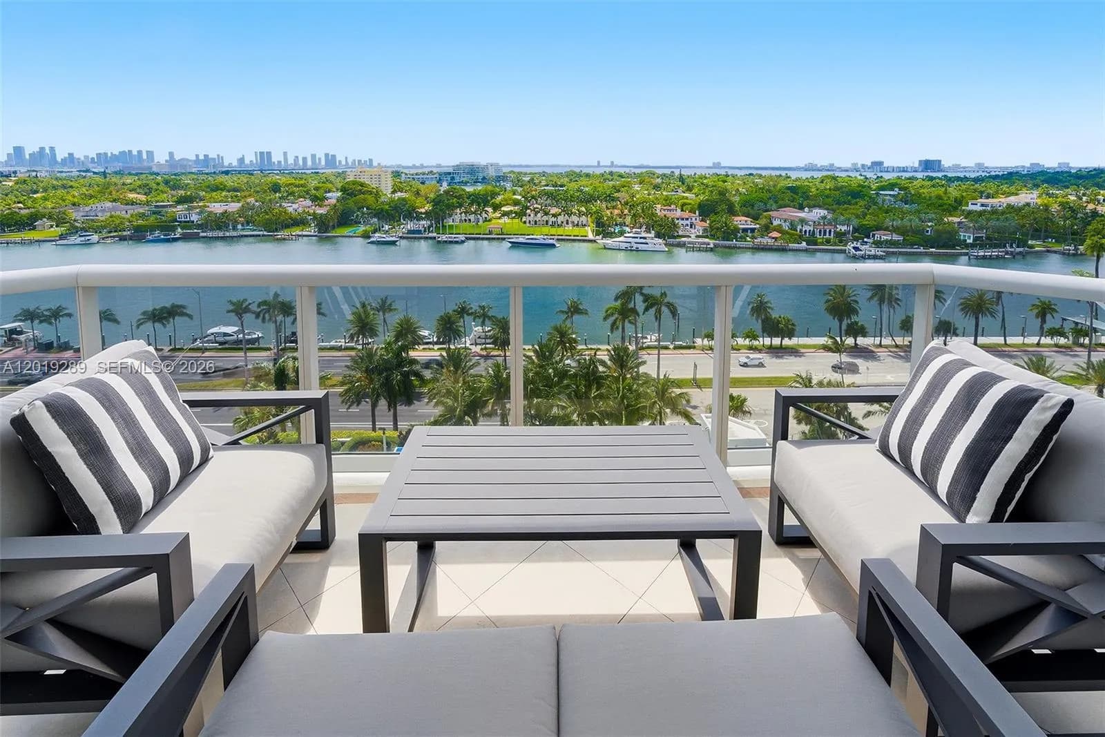1 bedroom 2 bath for sale at 4779 Collins Ave # 1206, Miami Beach FL 33140