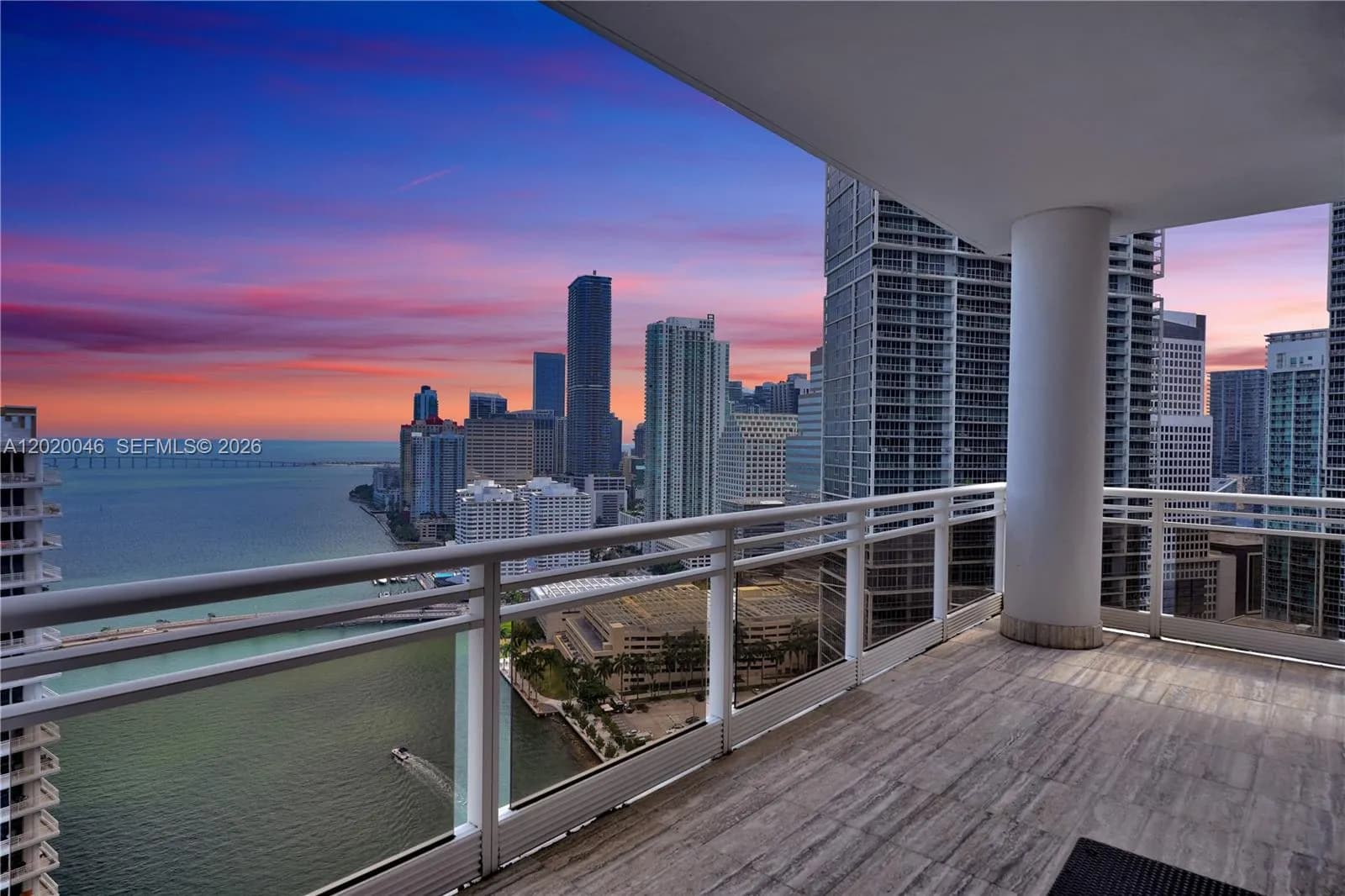3 bedroom 3 bath for sale at 901 Brickell Key Blvd # 3204, Miami FL 33131