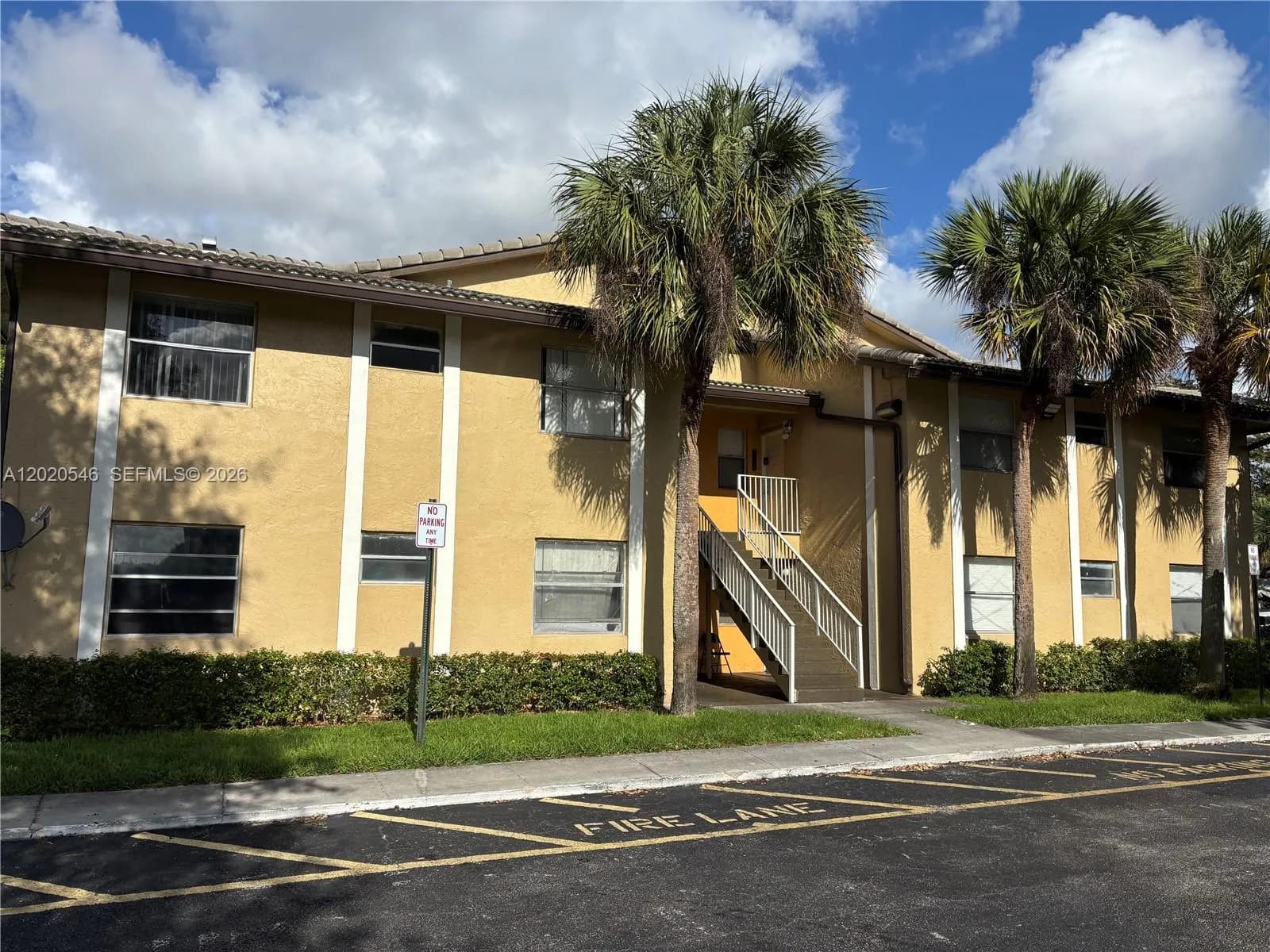 3 bedroom 2 bath Residential for sale at 11585 NW 43rd St # 11585, Coral Springs FL 33065