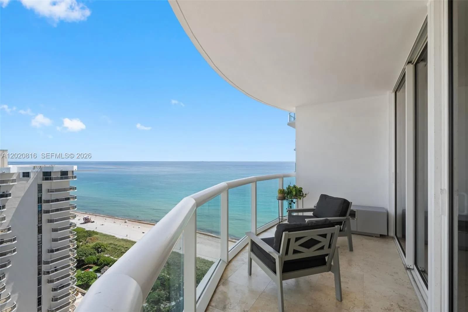 1 bedroom 1 bath for sale at 6365 Collins Ave # 1909, Miami Beach FL 33141