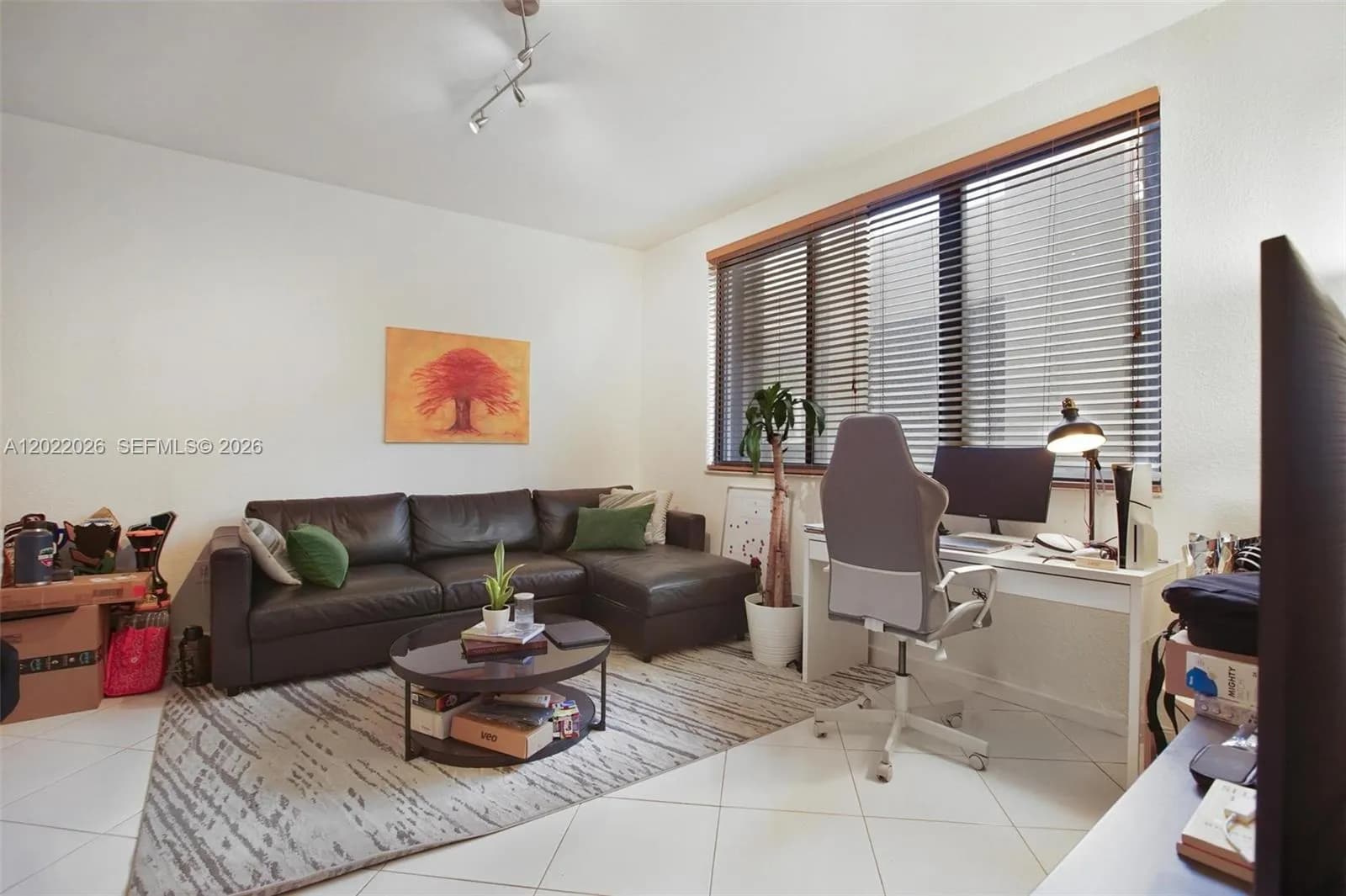 1 bedroom 1 bath for sale at 540 Brickell Key Dr # 308, Miami FL 33131