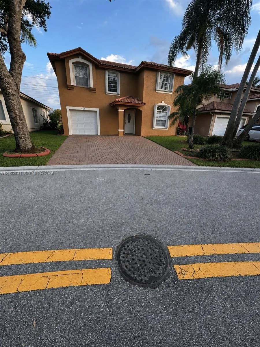 3 bedroom 2 bath Residential for sale at 6188 NW 40th St, Coral Springs FL 33067