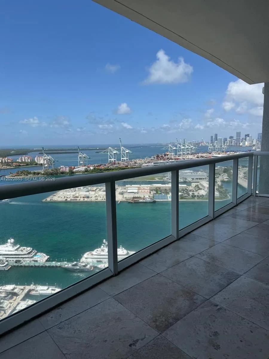 2 bedroom 2 bath for sale at 450 Alton Rd # 3505, Miami Beach FL 33139