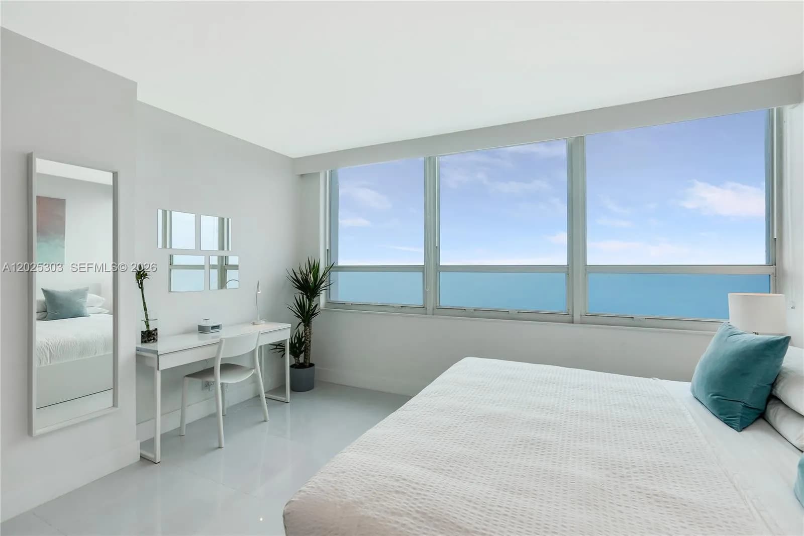 1 bath for sale at 5445 Collins Ave # 1424, Miami Beach FL 33140