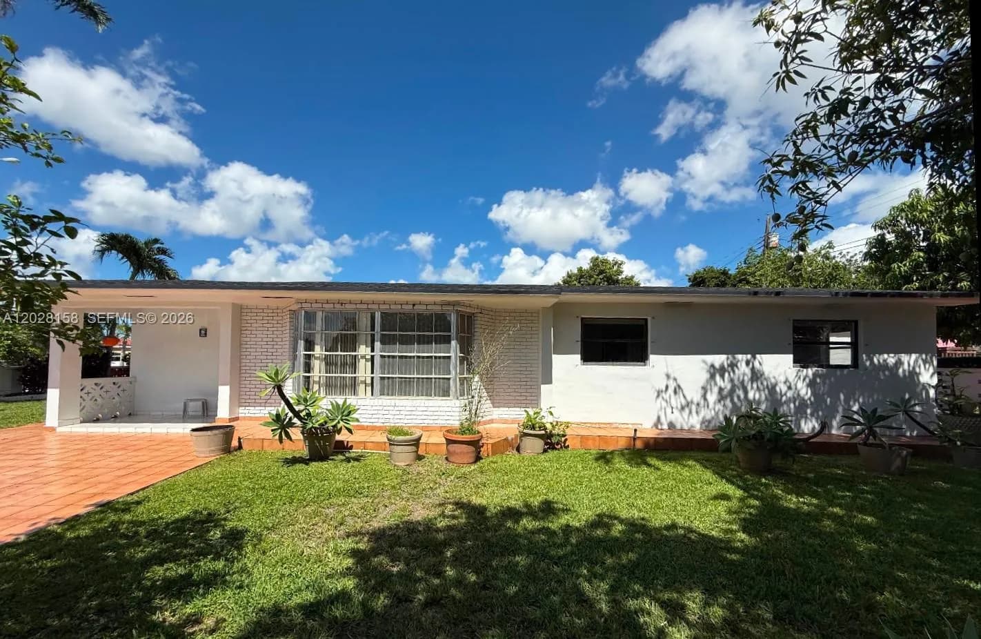 790 W 73rd Pl, Hialeah FL 33014