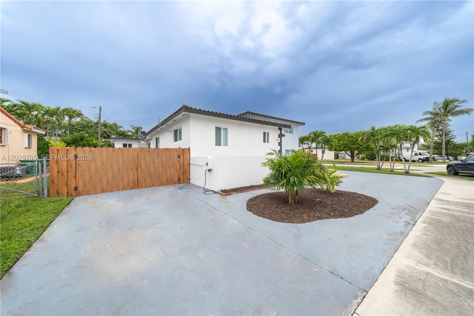 1900 SW 83rd Ave, Miami FL 33155