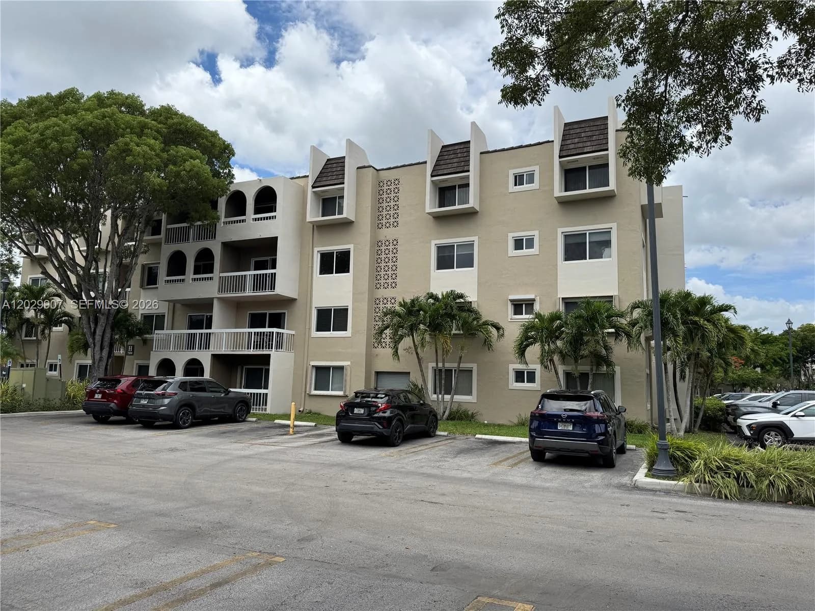 7800 Camino Real # 213, Miami FL 33143