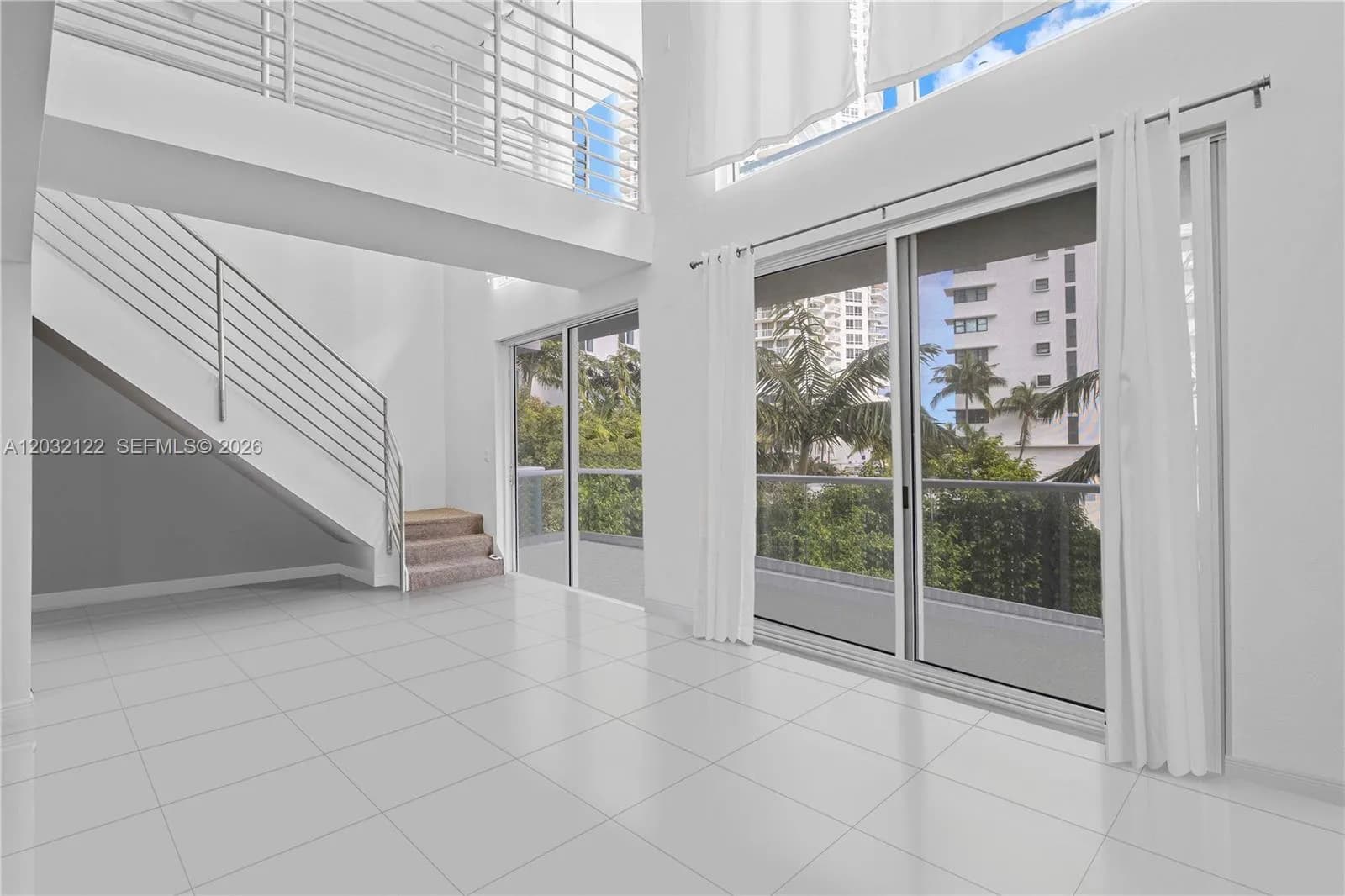 6362 Collins Ave # 317, Miami Beach FL 33141