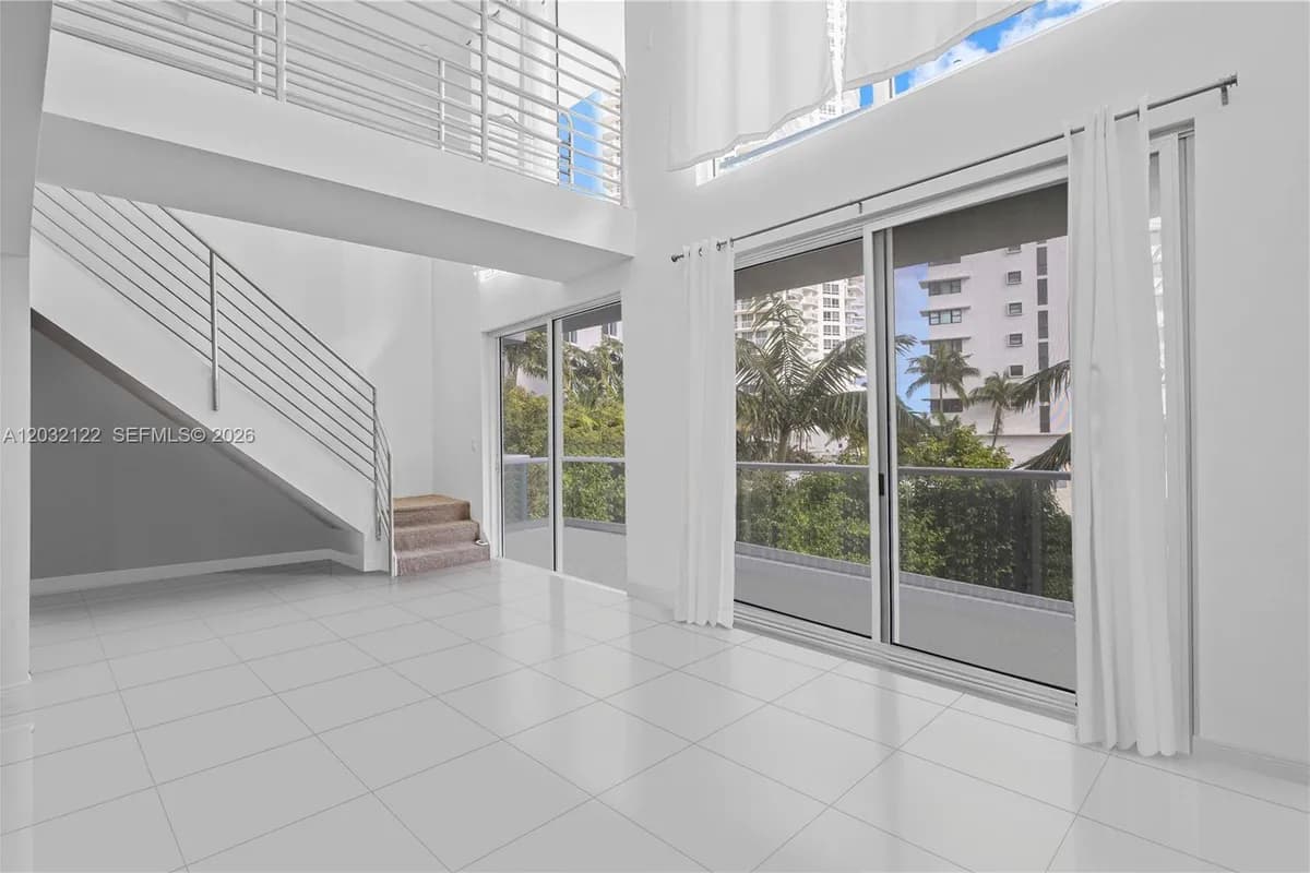 6362 Collins Ave # 317, Miami Beach FL 33141