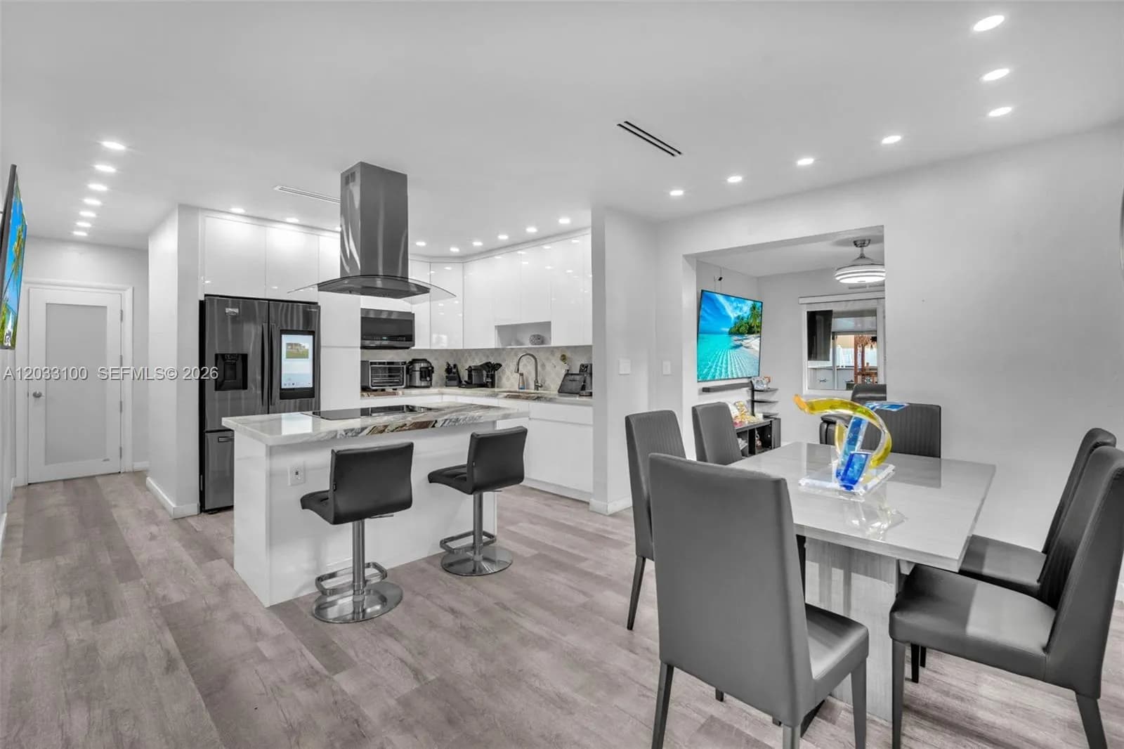 380 W 30th St # 0, Hialeah FL 33012