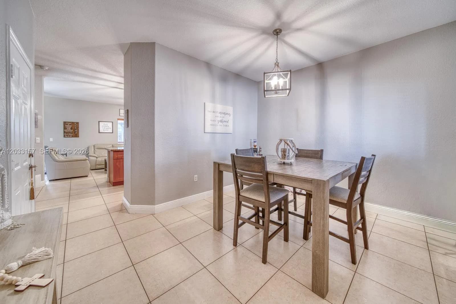 4453 SW 163rd Pl, Miami FL 33185