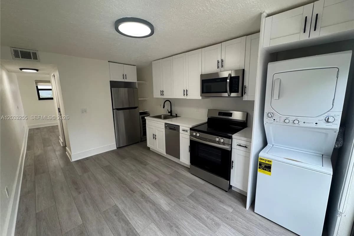 3011 SW 1st Ave # 9, Miami FL 33129
