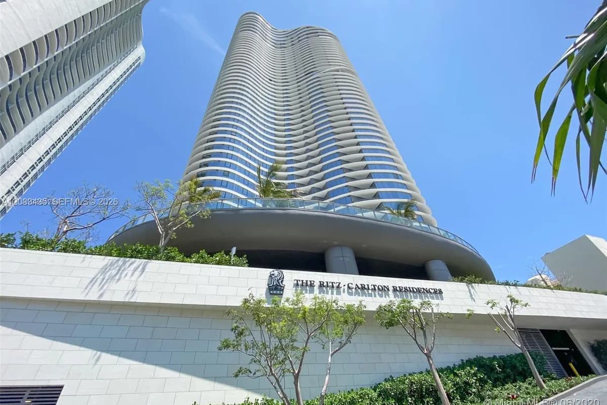 15701 Collins Ave # 1403, Sunny Isles Beach FL 33160