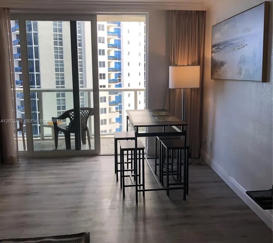 19201 Collins Ave # 806, Sunny Isles Beach FL 33160