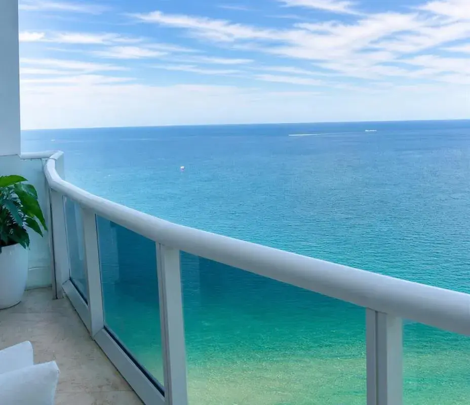 15811 Collins Avenue, Sunny Isles Beach FL 33160