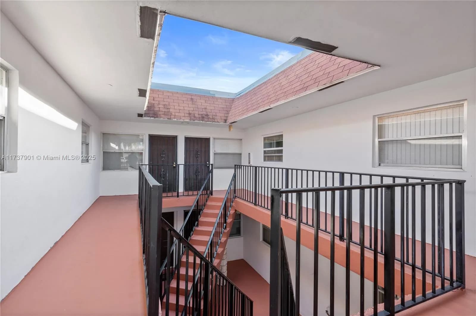 222 SW 1st St # 6, Pompano Beach FL 33060