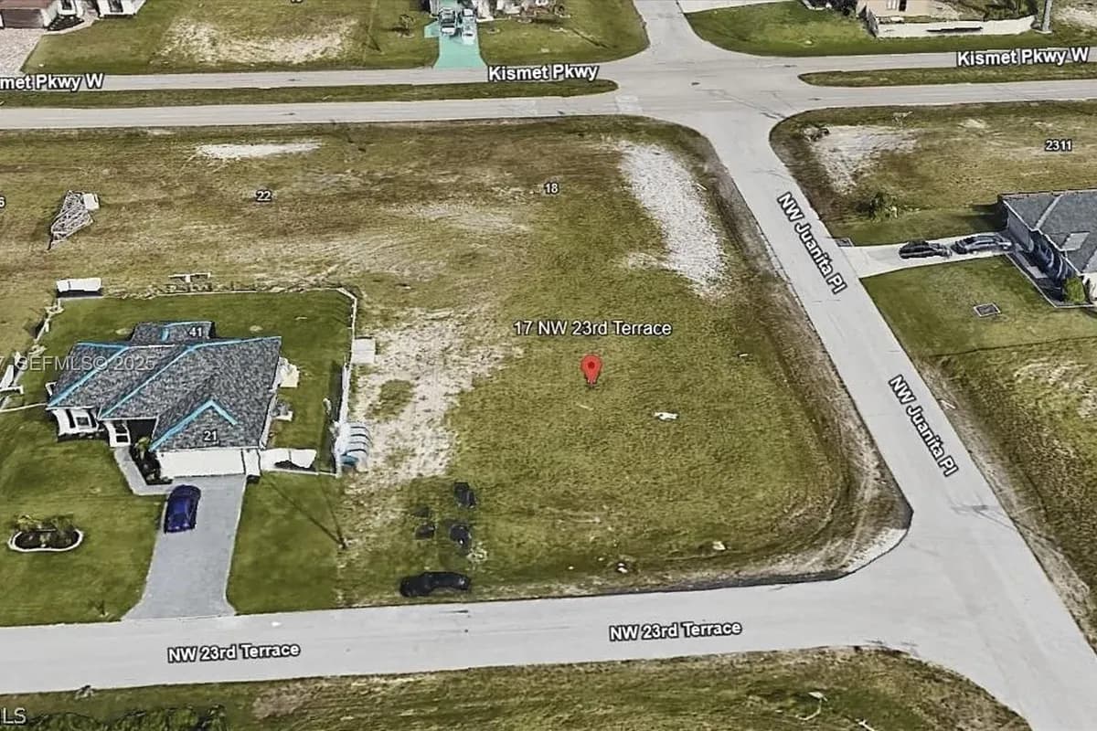 17 NW 23rd Ter., Cape Coral FL 33933