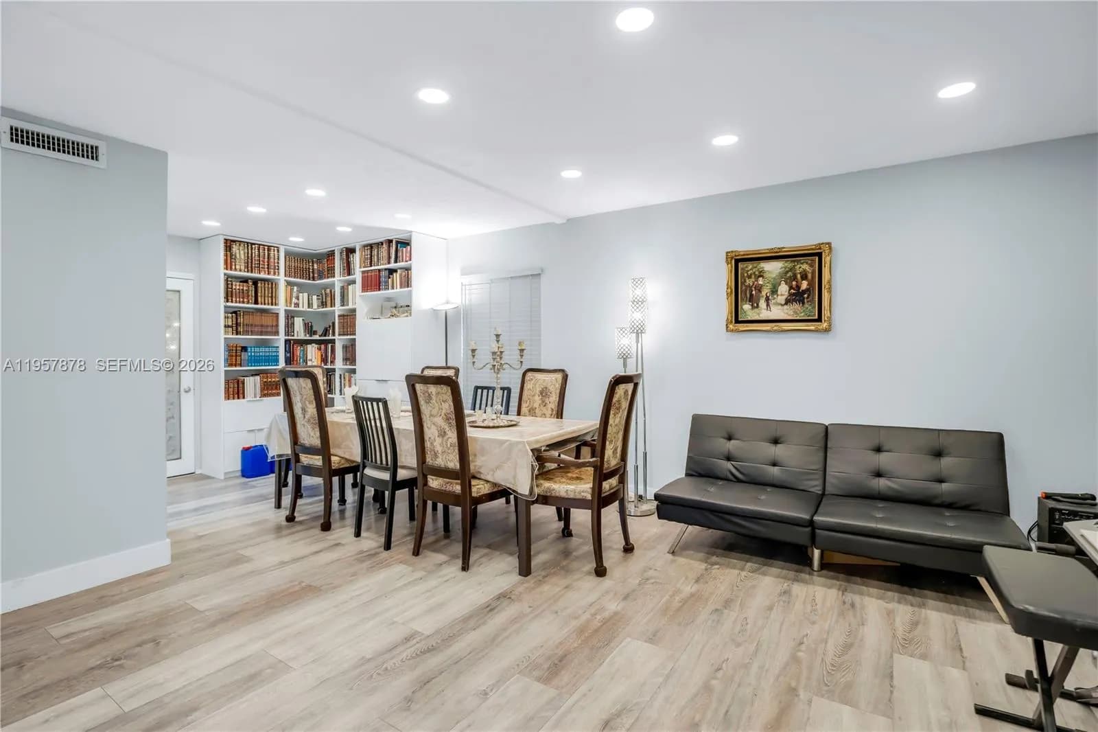 7302 NW 65th St, Tamarac FL 33321