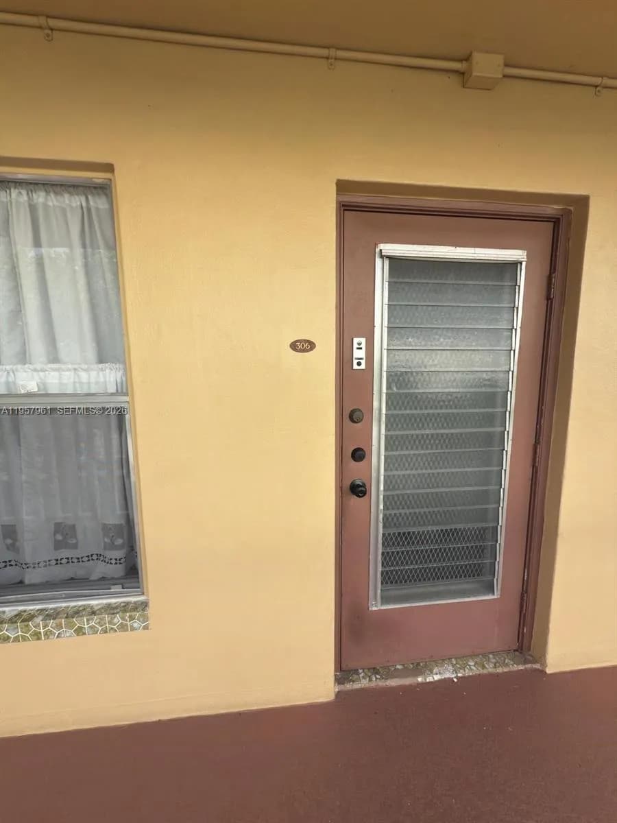 5800 NW 64th Ave # 306, Tamarac FL 33319