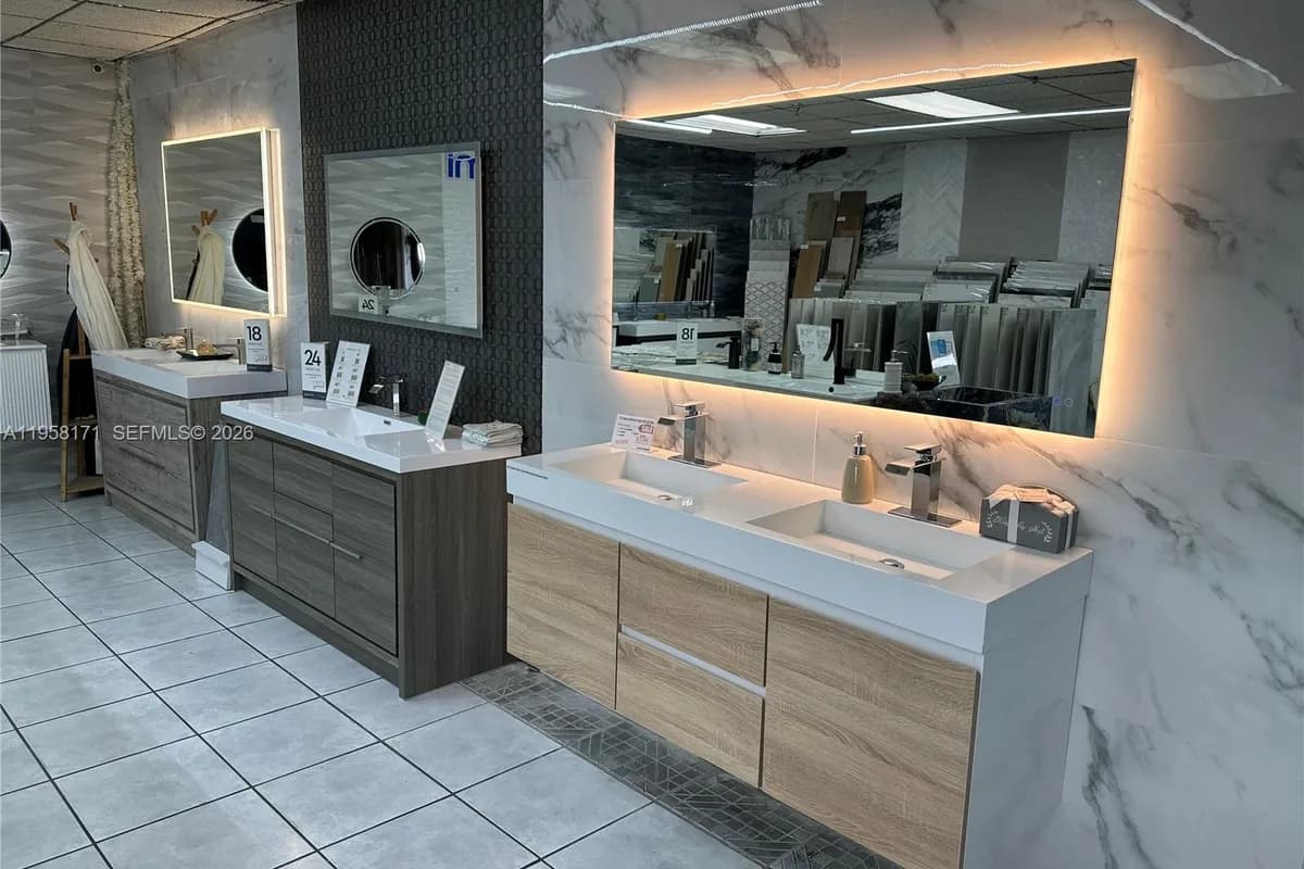 DORAL, Doral FL 33166