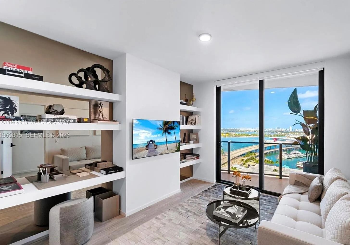 398 NE 5th St # 3811, Miami FL 33132