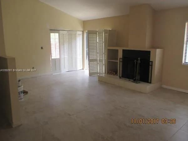 601 SW 113th Ave, Pembroke Pines FL 33025