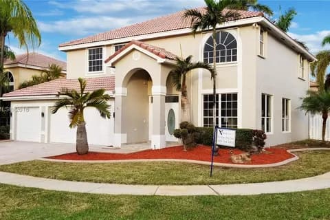 2383 SW 181st Ter, Miramar FL 33029