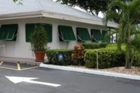 4096 N Andrews Ave, Oakland Park FL 33309