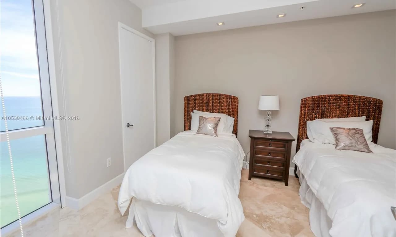 18201 Collins Ave # 4404, Sunny Isles Beach FL 33160