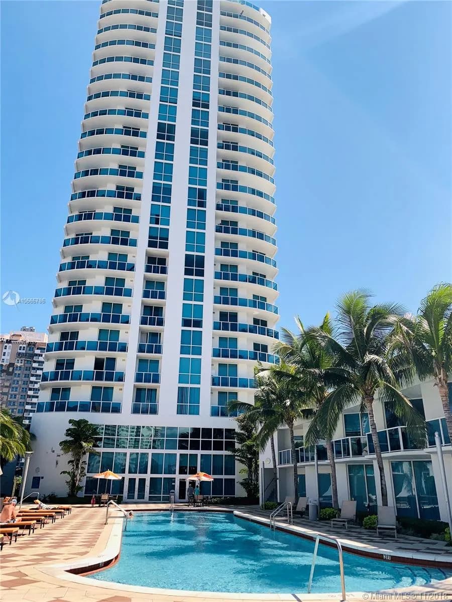 1 bedroom 1 bath for sale at 1945 S Ocean Dr # 411, Hallandale Beach FL 33009