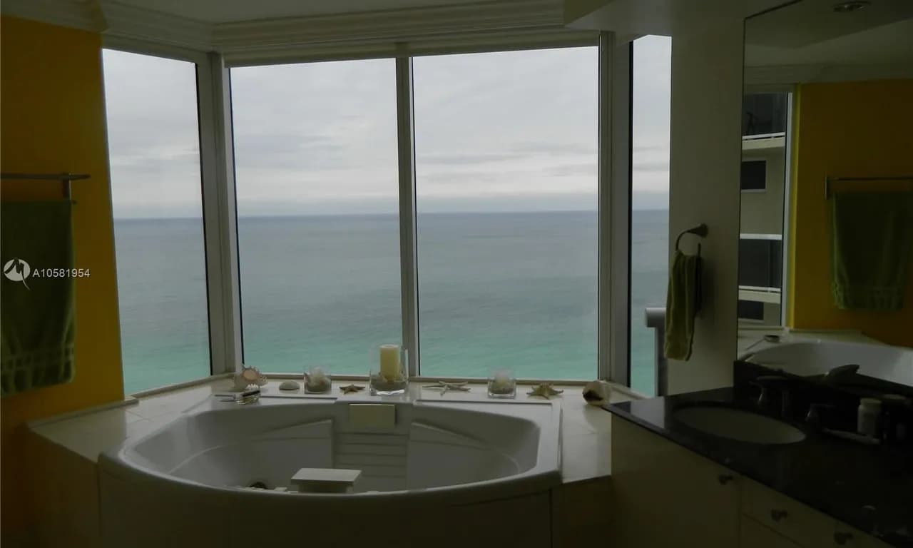 17555 Collins Ave # 2601, Sunny Isles Beach FL 33160