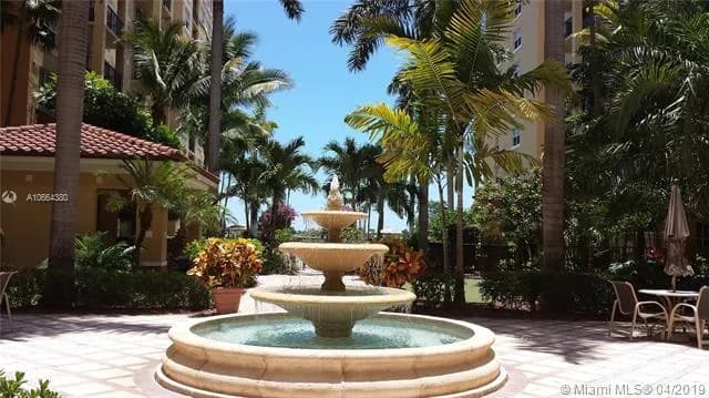 1801 N Flagler Dr # 916, West Palm Beach FL 33407