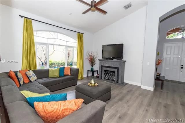 2955 SW 134th Ave, Miramar FL 33027