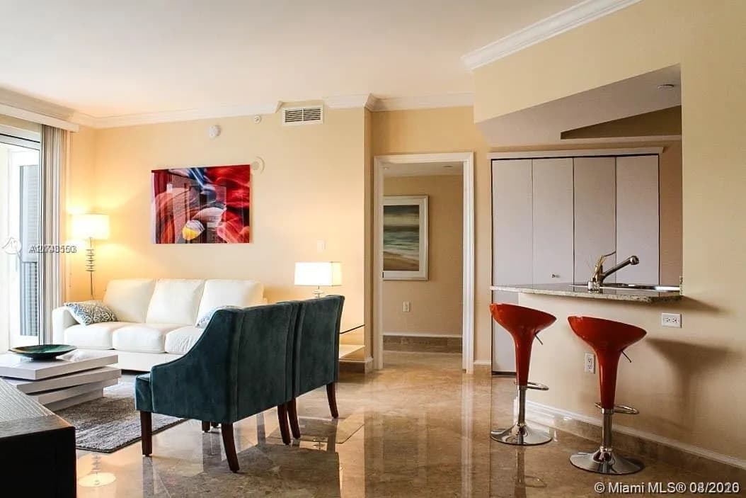 19900 E Country Club Dr # 616, Aventura FL 33180