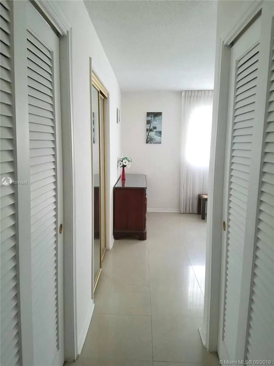 233 NE 14th Ave # 508, Hallandale Beach FL 33009