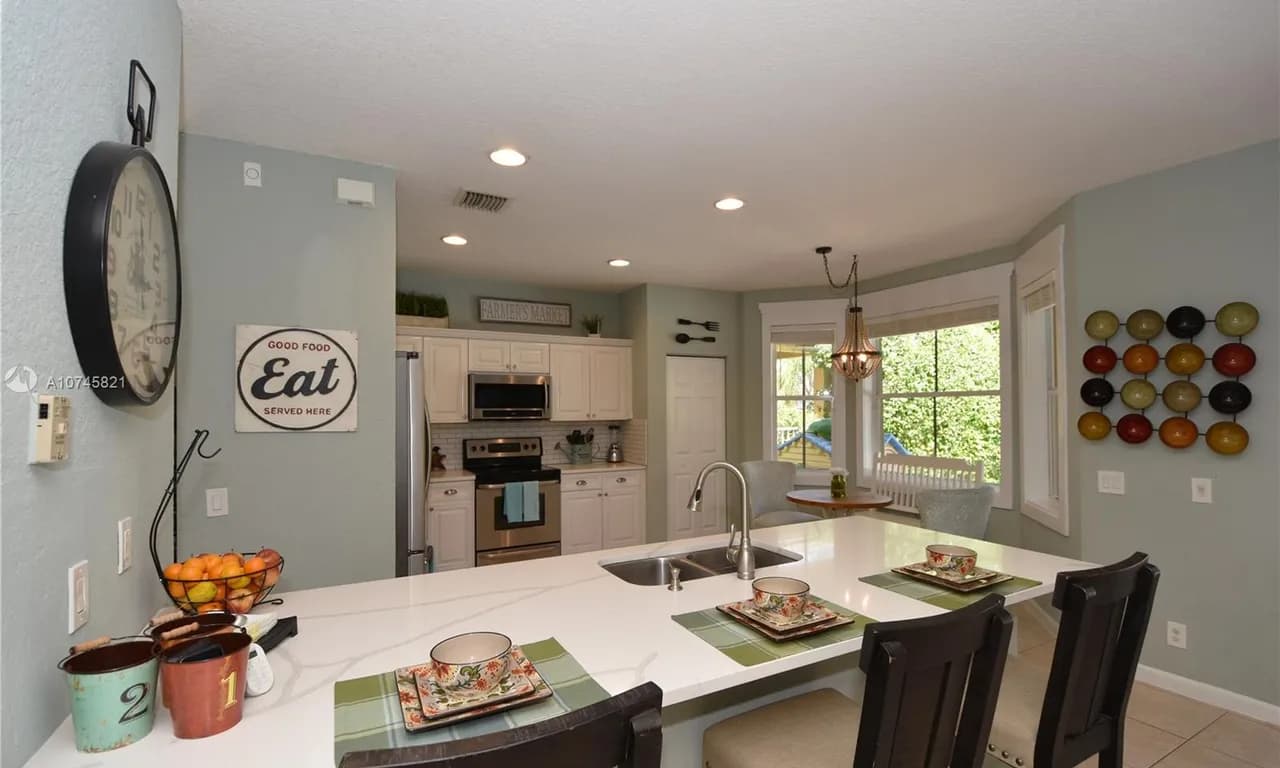 857 Vanda Ter, Weston FL 33327