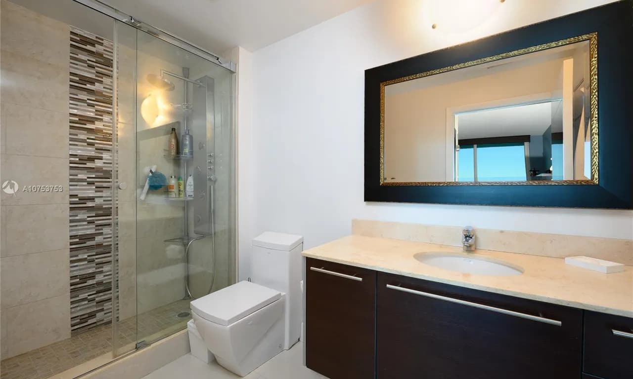 1900 N Bayshore Dr # 1401, Miami FL 33132