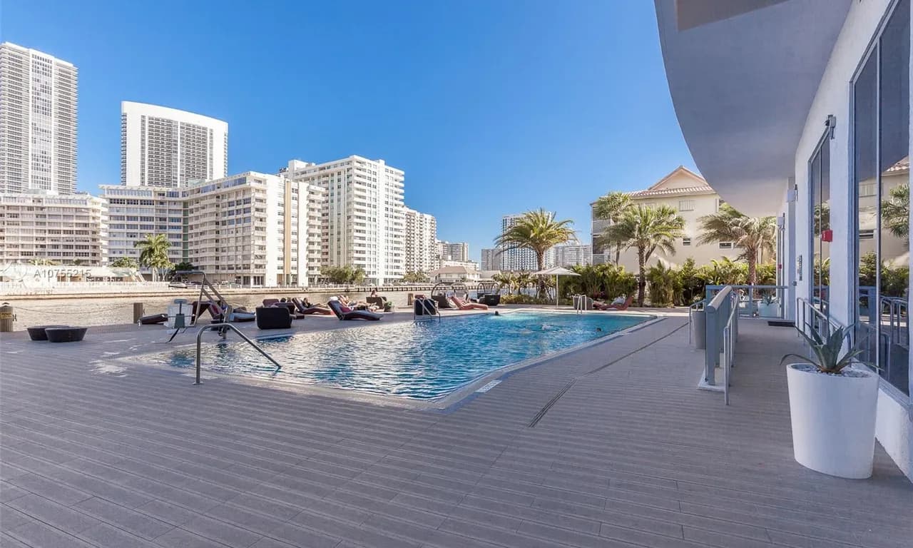 2 bedroom 2 bath for sale at 2602 E Hallandale Beach Blvd # R2210, Hallandale Beach FL 33009