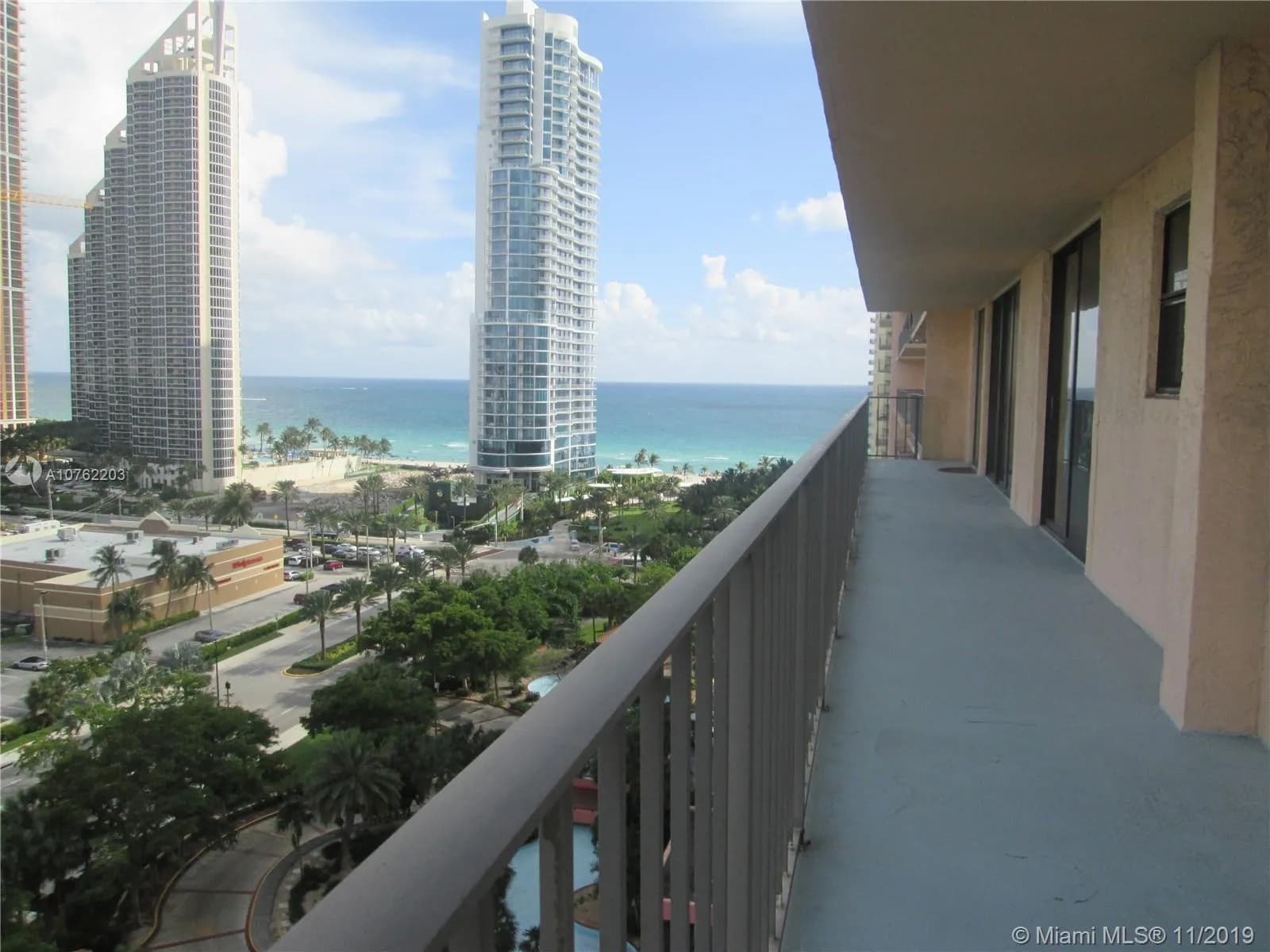 210 174th St # 1510, Sunny Isles Beach FL 33160