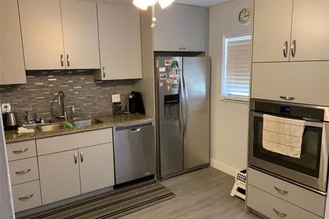 200 Berkley Rd # 124, Hollywood FL 33024