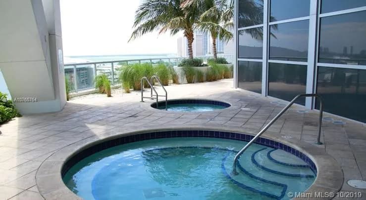 888 Biscayne Blvd # 3203, Miami FL 33132