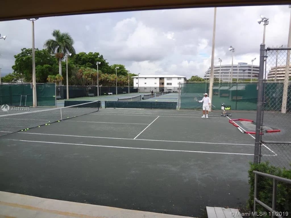 1800 Sans Souci Blvd # 225, North Miami FL 33181