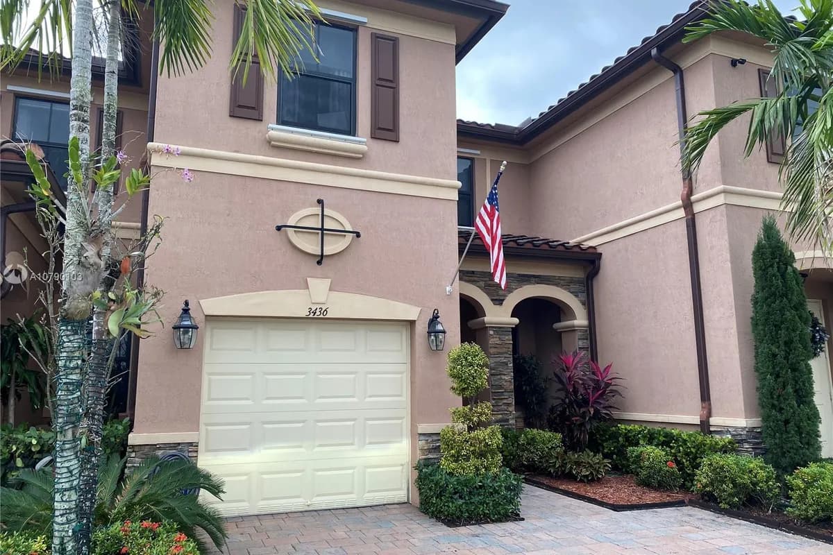 3436 W 90th St # 3436, Hialeah FL 33018