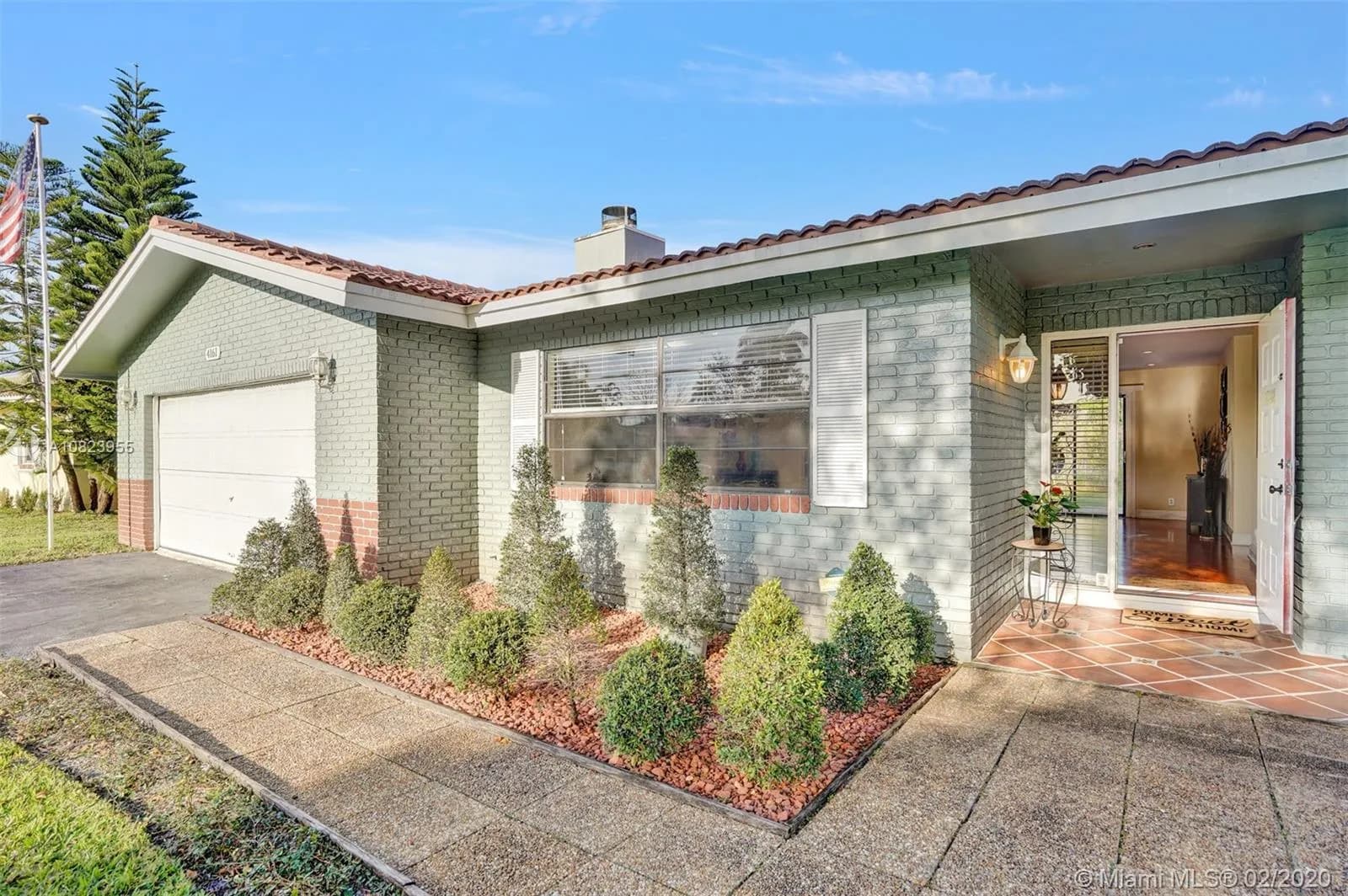 4161 NW 107th Ave, Coral Springs FL 33065