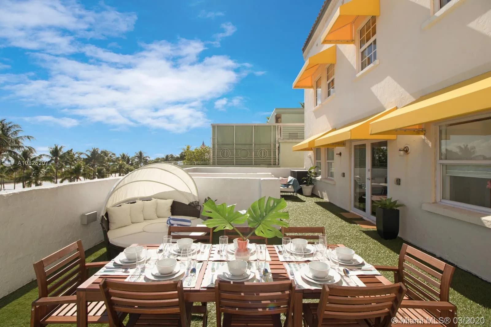 834 Ocean Dr # 402, Miami Beach FL 33139