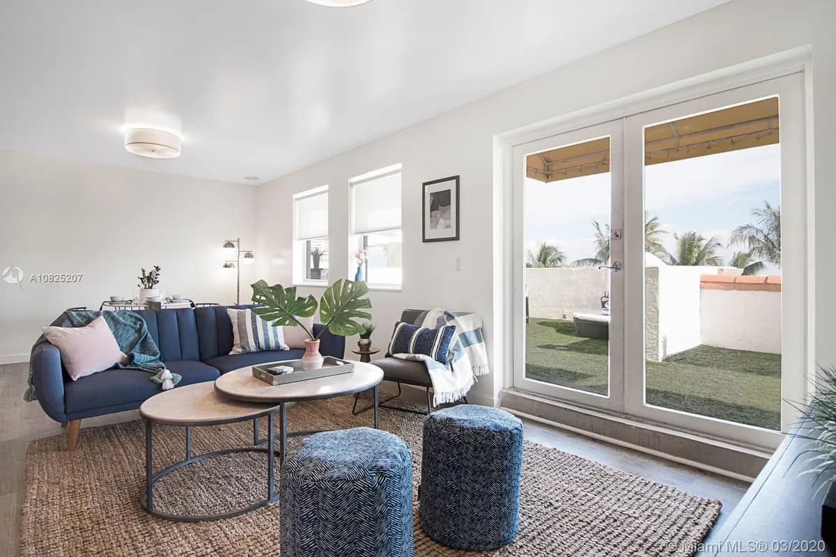 834 Ocean Dr # 402, Miami Beach FL 33139