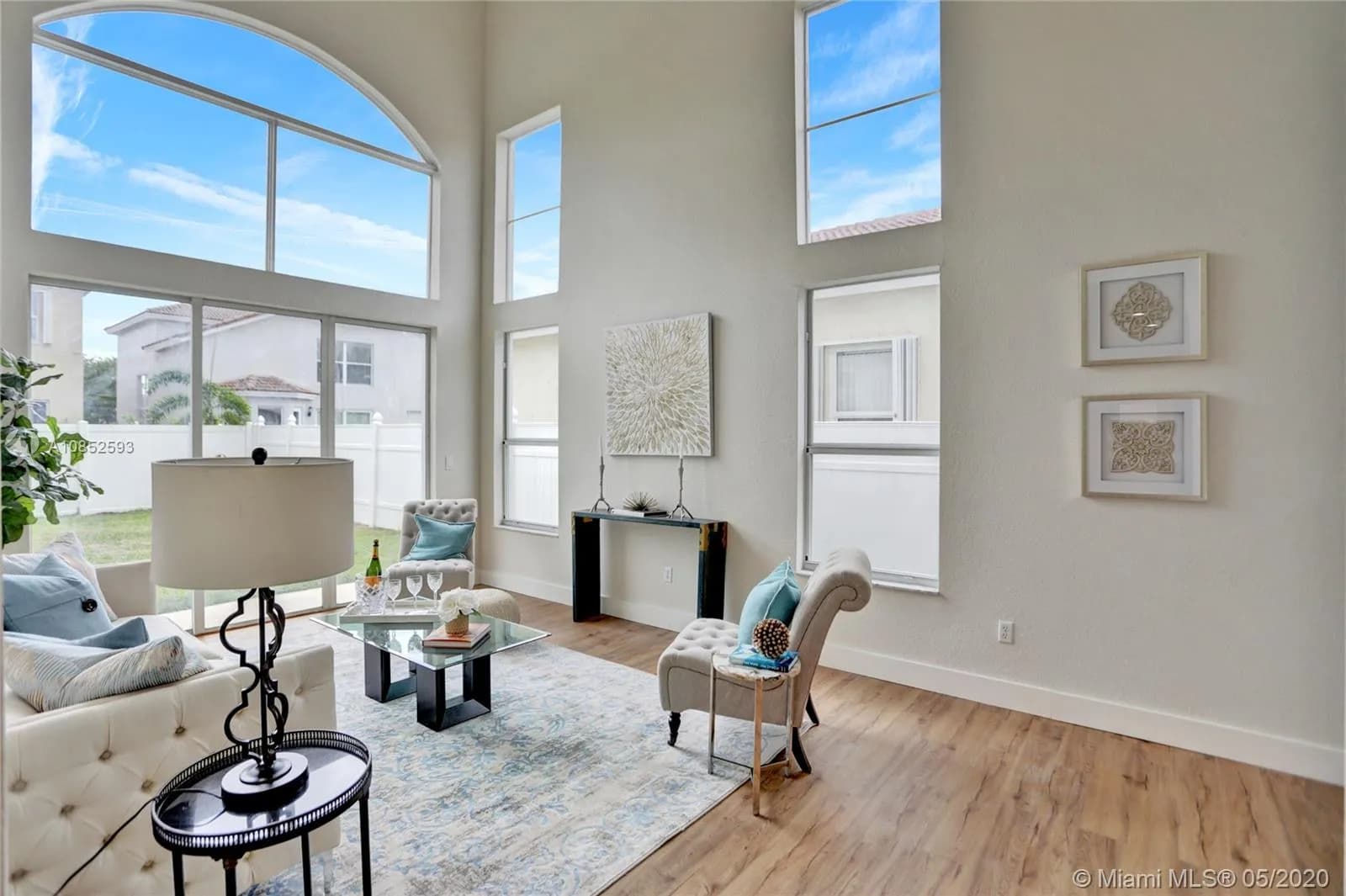 1156 NE 37th Pl, Homestead FL 33033