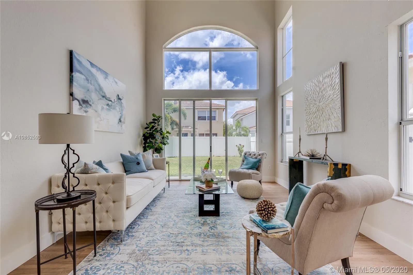 1156 NE 37th Pl, Homestead FL 33033