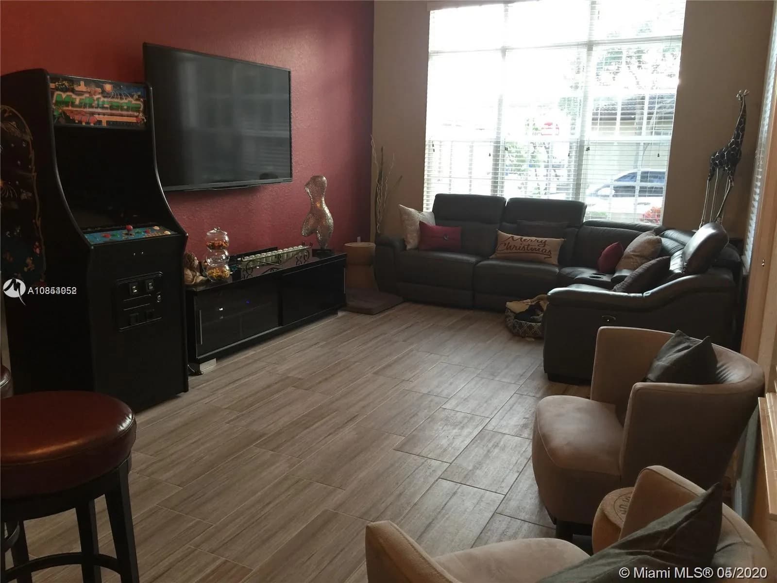 622 SW 147th Ter, Pembroke Pines FL 33027